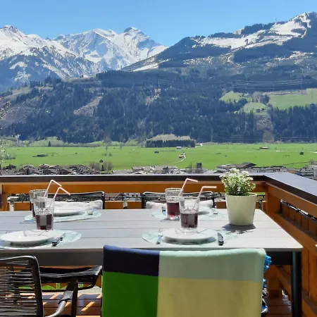 Chalet Cecile شاليه بيسندورف