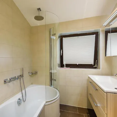 Chalet Cecile شاليه *