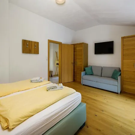 Chalet Cecile شاليه *